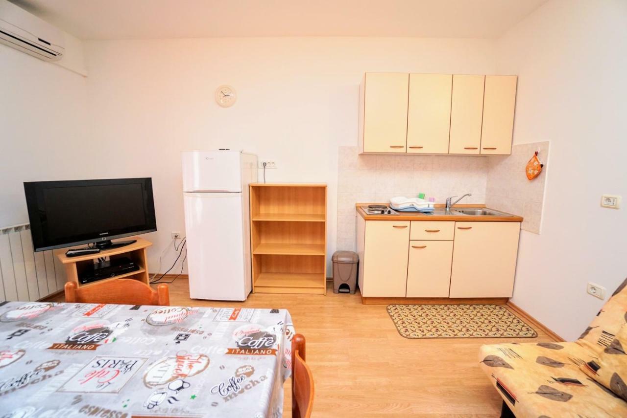 Apartment Daniela サヴドリア エクステリア 写真