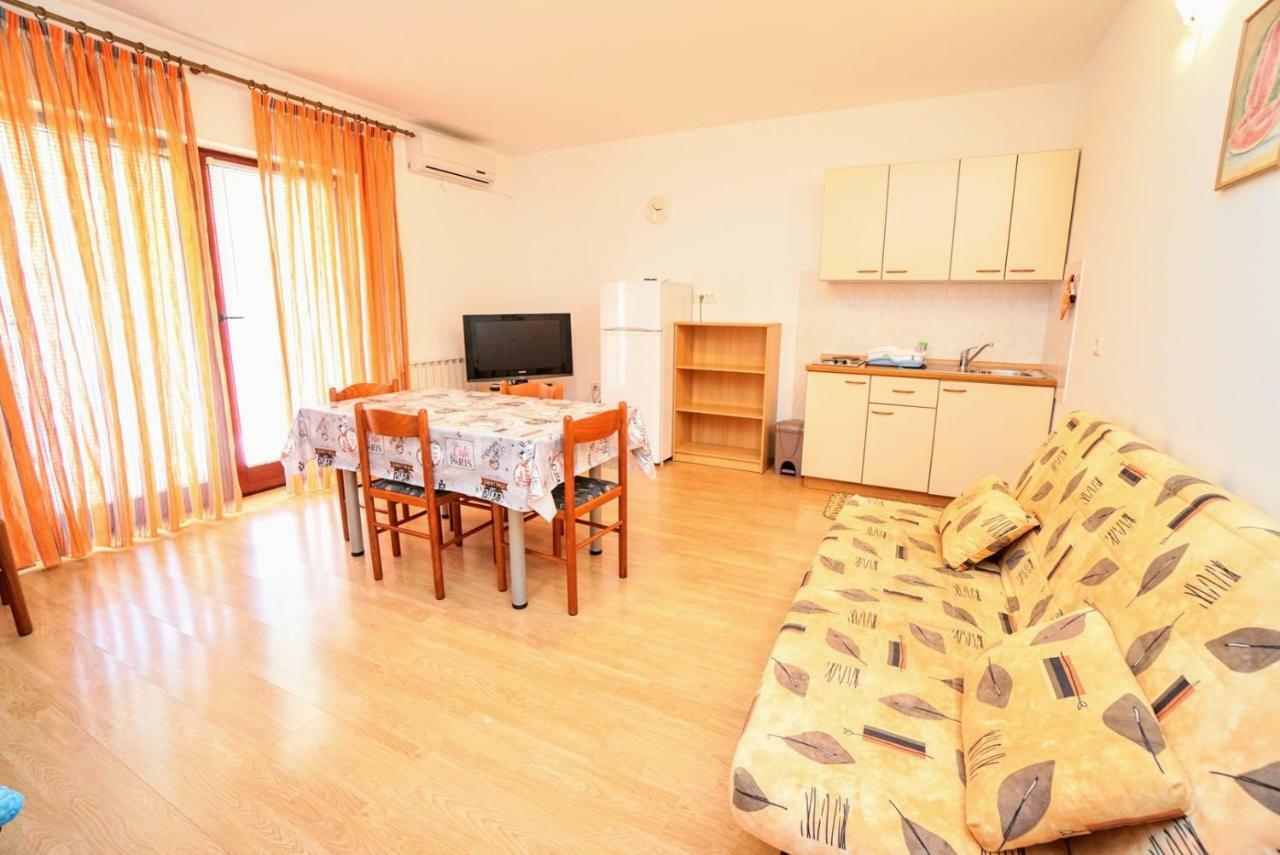 Apartment Daniela サヴドリア エクステリア 写真